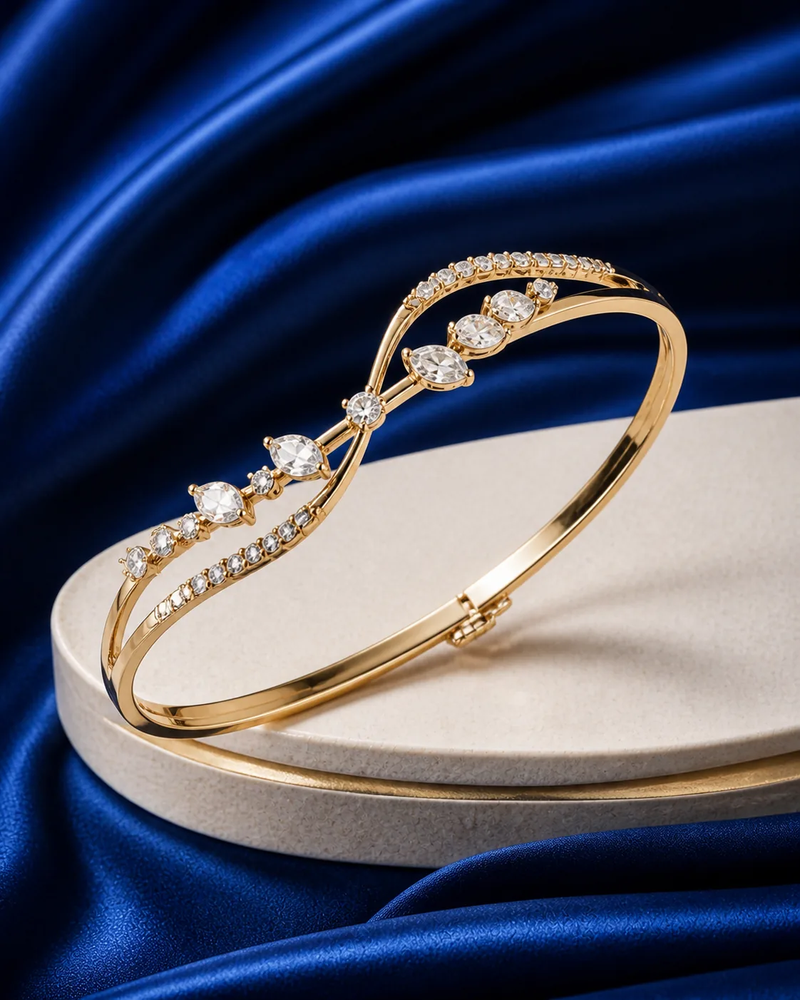 Saanjh Marquise Diamond Bangle